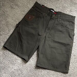 Wrangler Green Cargo Shorts Classic Style